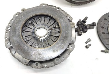 КОМПЛЕКТ ДВУМАССОВОГО СЦЕПЛЕНИЯ КОЛЕСА BMW E90 E91 E87 E83 X3 2.0D M47