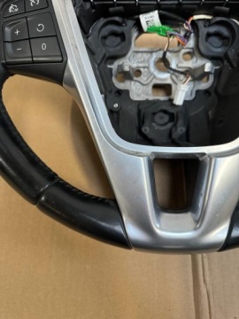 МНОГОФУНКЦИОНАЛЬНЫЙ КОЖАНЫЙ РУЛЬ VOLVO V40 II 2012-2018 гг.