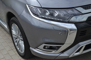 Mitsubishi Outlander III 2019 PHEV 2.4 4x4 NAJBOGATSZA WERSJA, zdjęcie 14