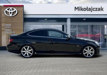 Mercedes Klasa C W204 Coupe 250 BlueEFFICIENCY 204KM 2011 Mercedes-Benz Klasa C MERCEDES C250 CGI 204KM 1.8 Benzyna 204KM, zdjęcie 1