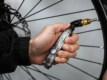 Электронный манометр Lezyne Digital Check Drive