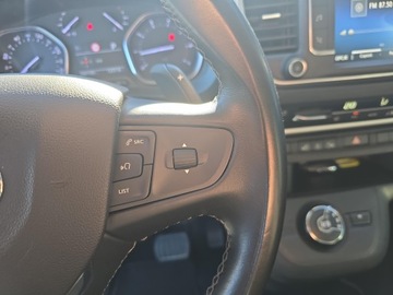 Toyota Proace II Furgon Medium 2.0 D-4D 177KM 2023 Toyota PROACE VERSO 2.0 D4-D Long VIP PROACE VERSO, zdjęcie 22