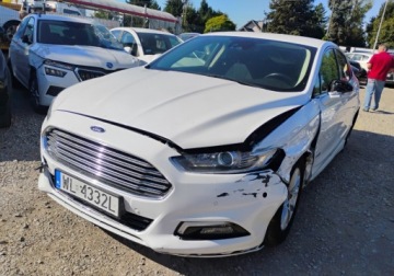 Ford Mondeo V 2018 Ford Mondeo 2018 SALON POLSKA. 2.0 HYBRID. AUT. Przetarty lewy bok. 2.0, zdjęcie 2