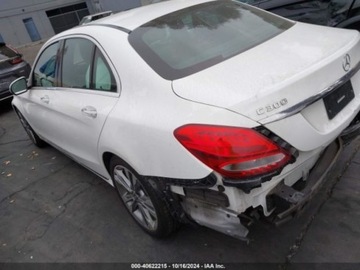Mercedes Klasa C W205 2018 Mercedes-Benz Klasa C 2018 MERCEDES-BENZ C 300 2.0 Benzyna 241KM, zdjęcie 3