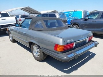 Mercedes 1983 Mercedes-Benz Inny 1983 Mercedes-Benz 380 Series 2dr Coupe 380SL 3.8 100KM, zdjęcie 2