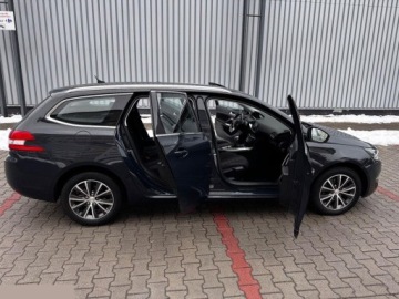 Peugeot 308 II SW 1.2 PureTech 130KM 2016 Peugeot 308 1.2 PureTech 130KM GPF Stop &amp; Start Allure Business-Paket 2016r, zdjęcie 8
