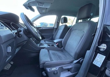 Volkswagen Tiguan II SUV Facelifting 1.5 TSI 150KM 2021 Volkswagen Tiguan Life Pakiet Premium, FV 23, ACC, Kamera cofania, Asyste, zdjęcie 7