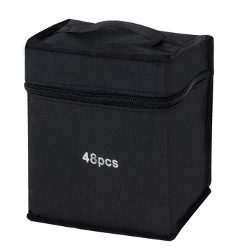 Спиртовые маркеры двусторонние в футляре с подставкой.