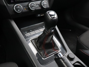 Skoda Octavia III RS Kombi 2.0 TSI 220KM 2013 Skoda Octavia RS 2.0 TSI, Skóra, Navi, Xenon, zdjęcie 12