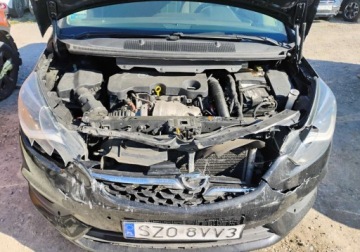 Opel Zafira C Tourer Facelifting 2.0 diesel 170KM 2018 Opel Zafira 2018r, 2.0 CDTI. Lekko uszkodzony tyl i przod. Jezdzi 2.0, zdjęcie 4