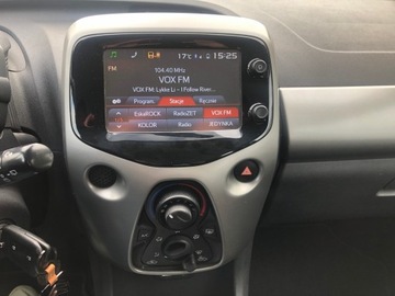 Citroen C1 II Hatchback 5d 1.0 VTi 68KM 2016 CITROEN C1 AUTOMAT KLIMA IDEALNY STAN BEZWYPADKOWY 1 WŁAŚCICIELKA Z NIEMIEC, zdjęcie 17