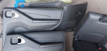 NISSAN PATHFINDER R51 FACELIFT SEDADLO POHOVKA BOKY KOMPLET KŮŽE