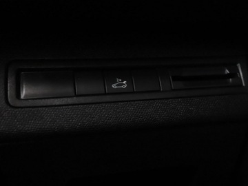 Peugeot 3008 II Crossover 1.5 BlueHDI 130KM 2019 Peugeot 3008 GT Line full LED półskóra panorama, zdjęcie 36