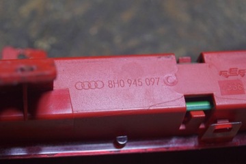 AUDI A4 B7 CABRIO TŘETÍ SVĚTLO STOPU 8H0945097 (B171)