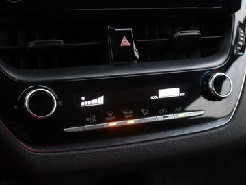 Toyota Corolla XII TS Kombi 1.2 Turbo D-4T 116KM 2022 Toyota Corolla 1.2 Turbo, Salon Polska, zdjęcie 14