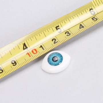 8 полукруглых акриловых кукольных глаз.