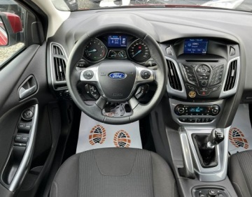 Ford Focus III Kombi 1.6 EcoBoost 150KM 2011 Ford Focus 1.6 Benzyna /Serwis/ Bezwypadkowy /, zdjęcie 11
