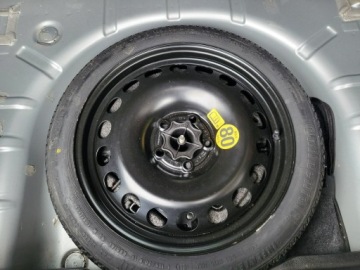 Opel Astra J Hatchback 5d 1.6 Twinport ECOTEC 115KM 2011 Opel Astra 1.6 115 KM 100% Przebieg 105 Tyś km, zdjęcie 25