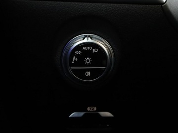 Mercedes Klasa C W206 2022 Mercedes C 300 FV23% automat mHEV full LED el., zdjęcie 34