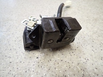 COROLLA E12 KOMBI 02-07 ZAMEK KLAPY BAGAŻNIKA