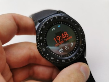 SmartWatch V9 – Слот для SIM-карты – КАМЕРА – МИКРОФОН
