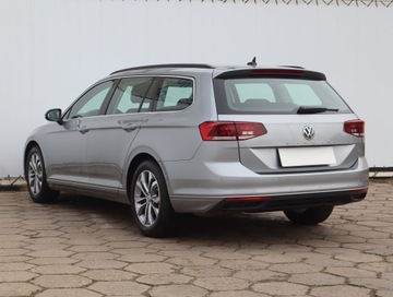 Volkswagen Passat B8 Variant Facelifting 1.5 TSI EVO 150KM 2020 VW Passat 1.5 TSI, Salon Polska, Klima, zdjęcie 3
