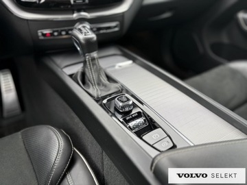 Volvo XC60 II Crossover D4 190KM 2019 Volvo XC 60 XC60 D4 AWD Diesel | R-Design | FV23%, zdjęcie 18
