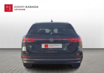Volkswagen Passat B8 Variant Facelifting 2.0 TDI SCR 150KM 2024 Volkswagen Passat Variant SalonPL Elegance 2.0TDI 150KM DSG Masaz WEBASTO, zdjęcie 3