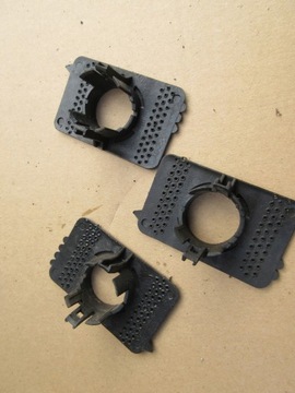 MERCEDES B TŘÍDA W246 KOŠ DRŽÁKY PDC