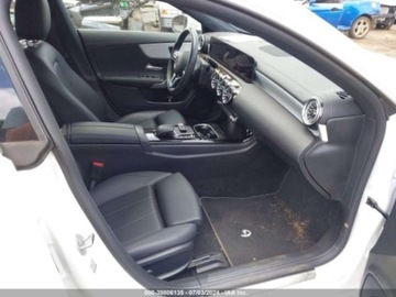Mercedes CLA C118/X118 2023 Mercedes-Benz CLA 2023r, 250, 2.0L 2.0 Benzyna 222KM, zdjęcie 8