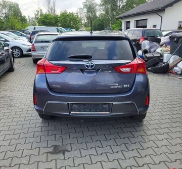 Toyota Auris II Hatchback 5d 1.8 HSD 136KM 2014 Toyota Auris Toyota Auris Hybryda 1.8 Hybryda Plug-in 136KM, zdjęcie 3