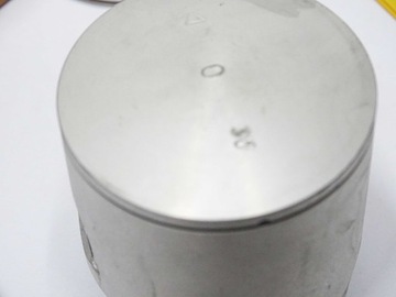 Tłok Malossi MHR D 47,6 sworzeń 13mm selekcja 0