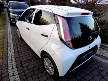 Toyota Aygo II Hatchback 5d 1.0 VVT-i 69KM 2016 TOYOTA AYGO 998 CCM 69 KM, zdjęcie 4