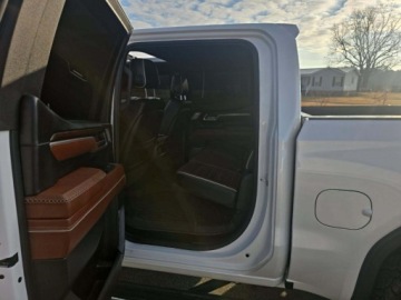  GMC Sierra 1500 Denali 2024 3.0 Diesel 305KM, zdjęcie 11