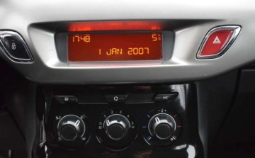 Citroen C3 II Hatchback facelifting 1.2 VTi 82KM 2016 Citroen C3 C3 II LIFT 1.2 Benzyna Automat, Klimatyzacja, Serwis, Parktronic, zdjęcie 23