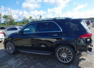 Mercedes GLE V167 2022 Mercedes-Benz GLE 2022, 3.0L, 4x4, od ubezpieczalni 3.0 Benzyna 362KM, zdjęcie 1