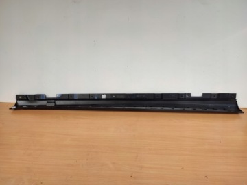 MERCEDES W222 S-CLASS AMG ДЛИННАЯ ЛЕВАЯ НАКЛАДКА НА РАМЕ