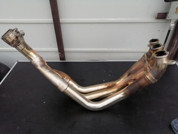 ВЫПУСКНОЙ ПАТРУБОК TRIUMPH SPEED TRIPLE 1050