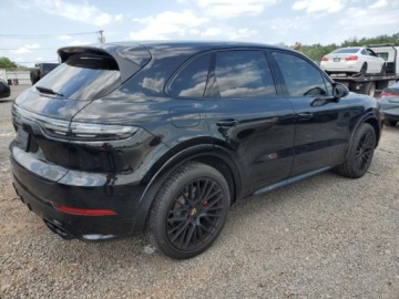 Porsche Cayenne III 2023 Porsche Cayenne 2023 PORSCHE CAYENNE GTS 4.0 Benzyna 500KM, zdjęcie 3