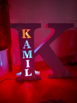 Lampka do pokoju dziecka z imieniem duża literka