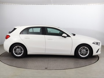 Mercedes Klasa A W177/V177 Hatchback 1.3 180 136KM 2018 Mercedes A A 180, Salon Polska, Skóra, Navi, zdjęcie 5