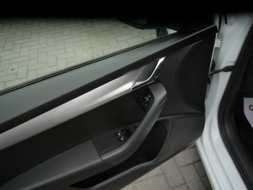 Skoda Octavia III Kombi 1.6 TDI CR DPF 105KM 2015 Škoda Octavia Skoda Octavia 1.6tdi ASO, zdjęcie 27