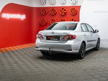Toyota Corolla X Sedan Facelifting 1.6 Valvematic 132KM 2012 TOYOTA Corolla 1.6 Premium Sedan 132KM 2012, zdjęcie 5