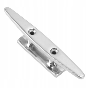 Низкий причал для лодок с плоским верхом и