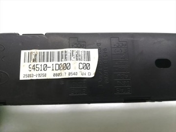 KIA CARENS BUDÍK NA PRKNE ROZDĚLOVACÍ 2008 MPV