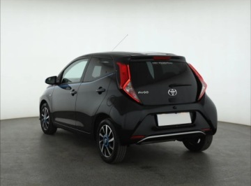 Toyota Aygo II Hatchback 3d Facelifting 1.0 VVT-i 72KM 2018 Toyota Aygo 1.0 VVT-i, Salon Polska, Serwis ASO, zdjęcie 3