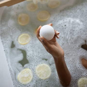 Большой набор для изготовления бомбочек для ванны.