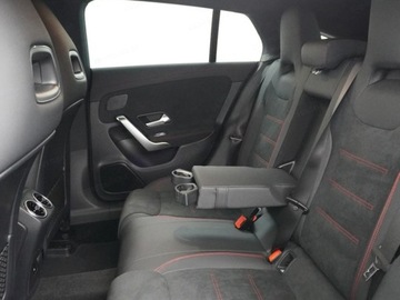 Mercedes CLA C118/X118 Shooting Brake Facelifting 1.3 200 163KM 2025 CLA 200 AMG Line Shooting Brake 1.3 (163KM) 2025, zdjęcie 9