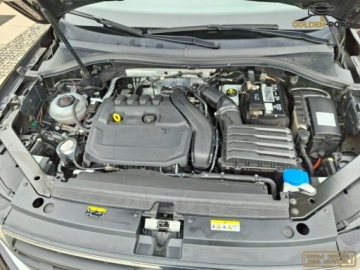 Volkswagen Tiguan II SUV 1.5 TSI EVO 150KM 2020 Volkswagen Tiguan 1,5 tsi 150KM DSG klima navi elektryka alu grz. fot i ki, zdjęcie 19