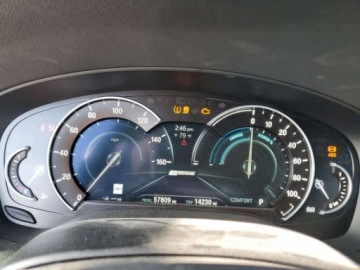 BMW Seria 5 G30-G31 2019 BMW Seria 5 530e 2019 2.0l 2.0 Hybryda 248KM, zdjęcie 9